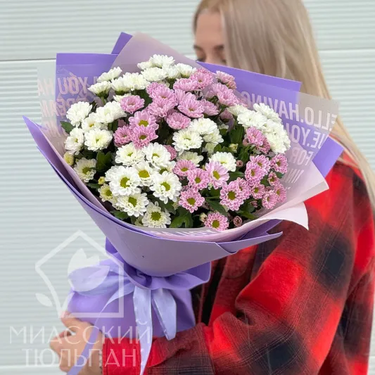 Букет нежных хризантем