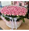 Роскошная корзина из 151 розовой розы