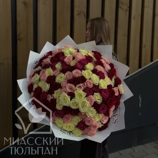 Букет из 151 розы микс