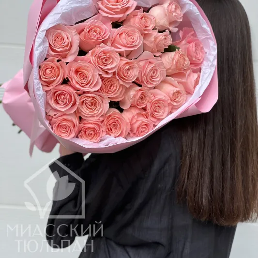 25 нежных роз Saida