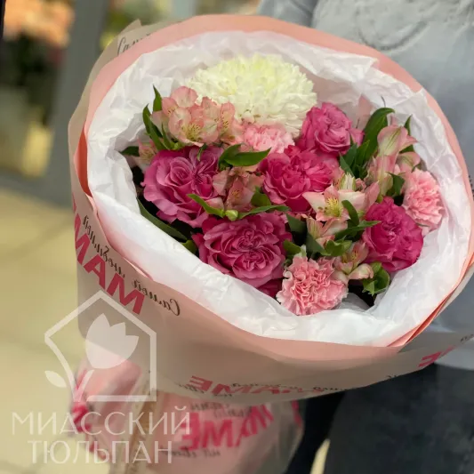 Сборный букет с хризантемой магнум и розой