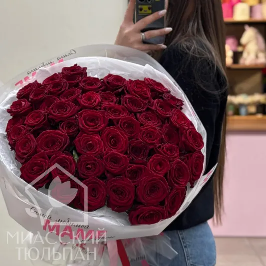 51 красная роза ДЛЯ МАМЫ