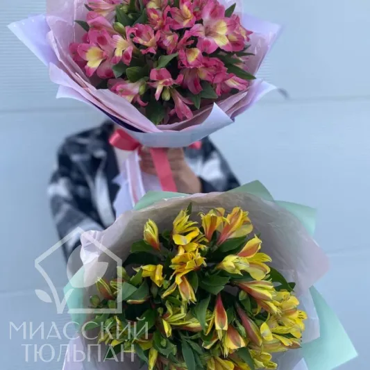Монобукет  Ярких Альстромерий