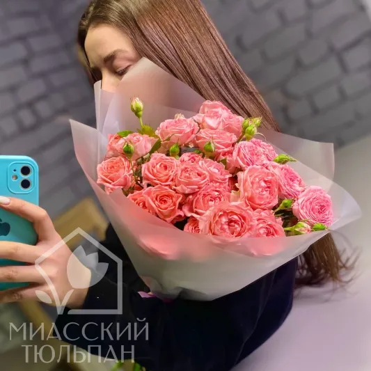 Букет из пионовидных роз